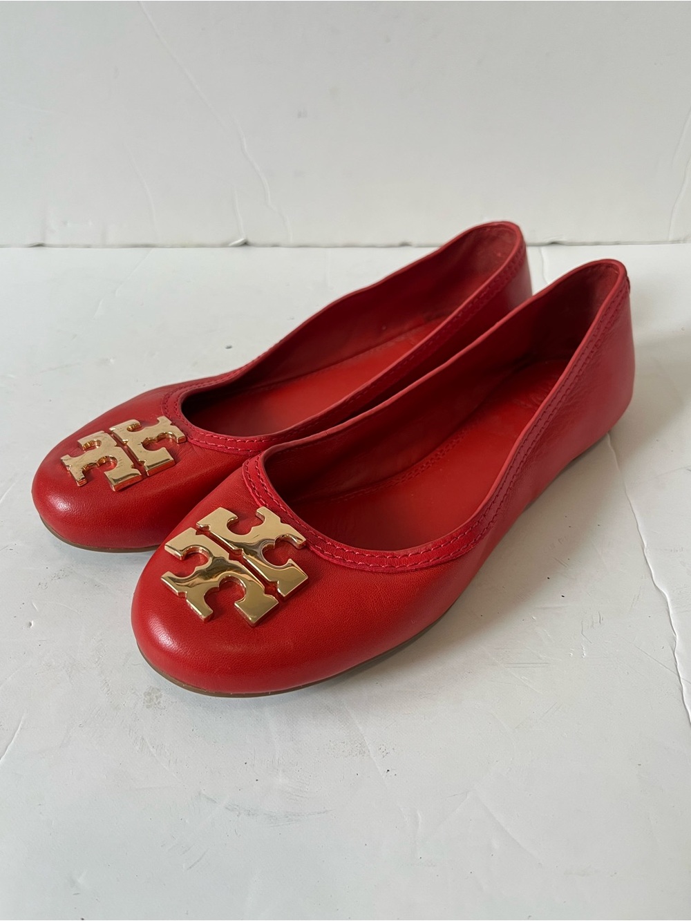 Tory Burch Red Leather Ballet Flats Gold Logo Size 6.5